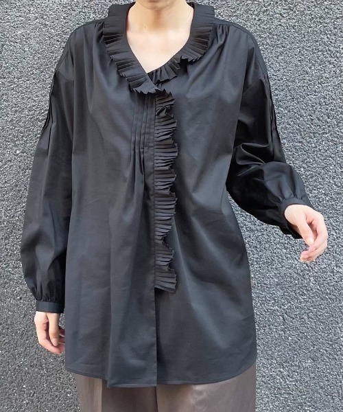 CASA FLINE(カーサフライン)の「フリルプリーツピンタックブラウス(シャツ/ブラウス・レディース・ホワイト/ブラック/ネイビー・FREE)」の8枚目の写真