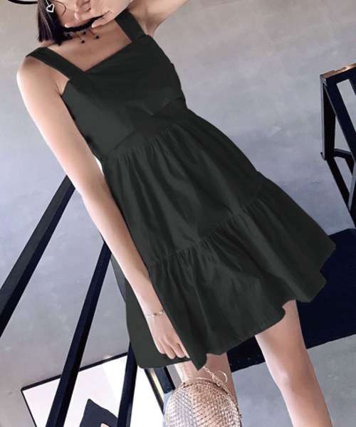 meJane(ミージェーン)の「バックリボンスクエアネックミニワンピース【ZOZOTOWN限定】(ワンピース・レディース・ホワイト/ブラック・FREE)」の12枚目の写真