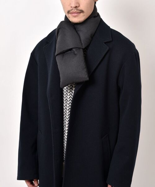 TAION（タイオン）の「SHIPS: LIMONTA EAST ダウン マフラー（マフラー・メンズ・チャコールグレー/ネイビー/グレー/ブルー・ONE SIZE）」の17枚目の写真