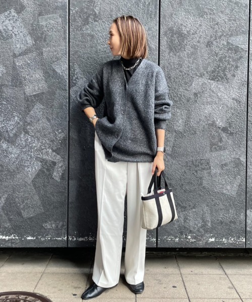 Re:EDIT（リエディ）の「[低身長サイズ有]ビッグシルエットリサイクルMIXニットカラーカーディガン（カーディガン/ボレロ・レディース・ピンク/ブルー/イエロー/グリーン/ベージュ/ピンク系その他/ブラック/グリーン系その他/ブルー系その他/パープル・MEDIUM/LARGE/SHORT）」の17枚目の写真