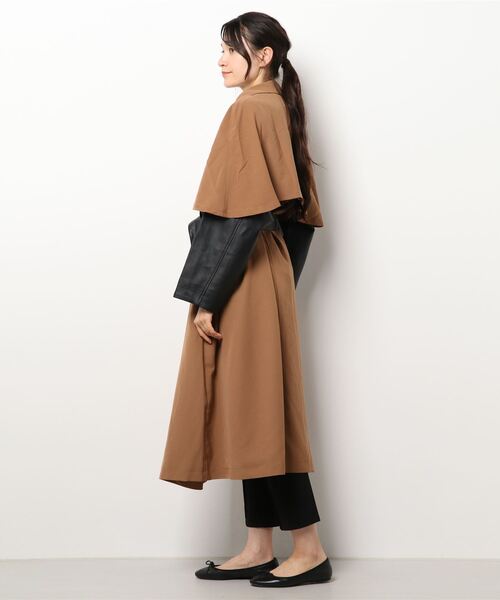 kivi(キヴィ)の「バリアスケープトレンチコート(トレンチコート・レディース・ベージュ/グリーン・FREE)」の13枚目の写真