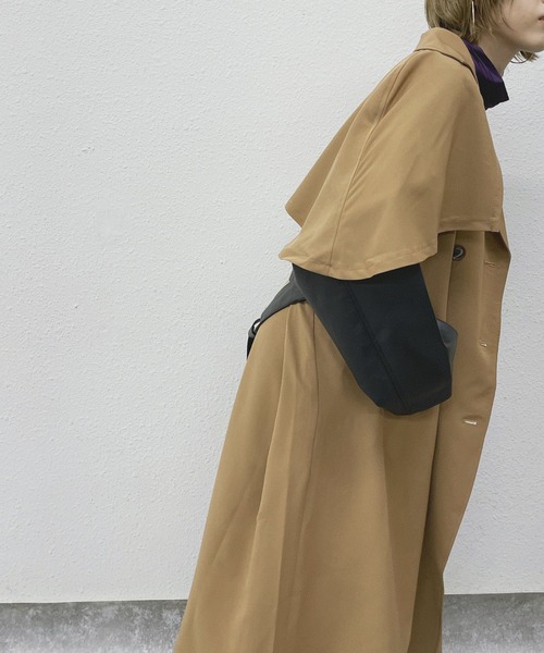 kivi(キヴィ)の「バリアスケープトレンチコート(トレンチコート・レディース・ベージュ/グリーン・FREE)」の10枚目の写真