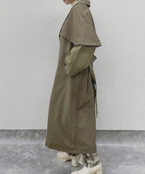 kivi(キヴィ)の「バリアスケープトレンチコート(トレンチコート・レディース・ベージュ/グリーン・FREE)」の9枚目の写真