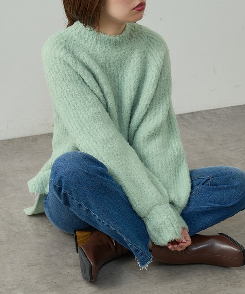 natural couture（ナチュラルクチュール）の「ふわもこブークレニット（ニット/セーター・レディース・ミント/ピンク/グレー/オフホワイト・FREE）」の3枚目の写真