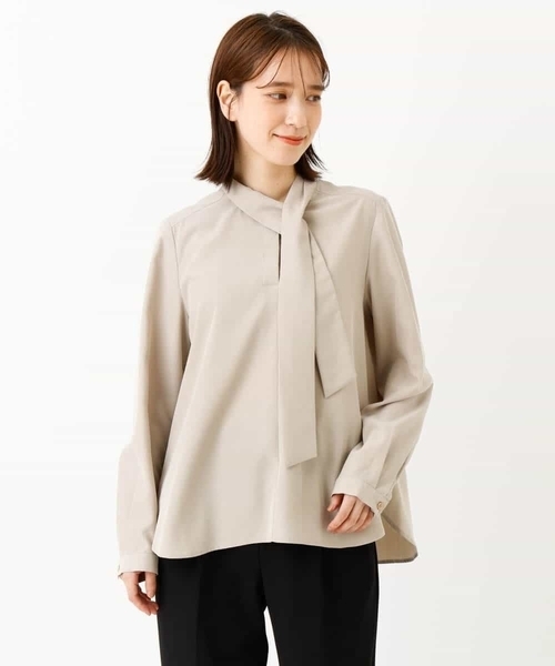 MK MICHEL KLEIN（エムケーミッシェルクラン）の「【洗える】パウダリーシフォン ボウタイブラウス（シャツ/ブラウス・レディース・ホワイト/ライトブルー/ベージュ・38）」の7枚目の写真