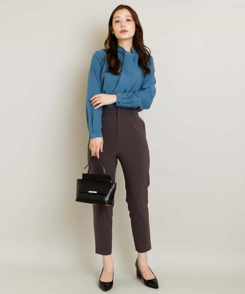 MK MICHEL KLEIN（エムケーミッシェルクラン）の「【洗える】パウダリーシフォン ボウタイブラウス（シャツ/ブラウス・レディース・ホワイト/ライトブルー/ベージュ・38）」の21枚目の写真