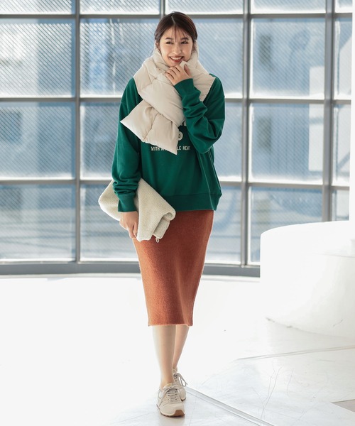 KOBE LETTUCE（コウベレタス）の「中綿ボリュームストール（マフラー・レディース・オリーブ/チャコール/イエロー/アイボリー/ブラック・FREE）」の11枚目の写真