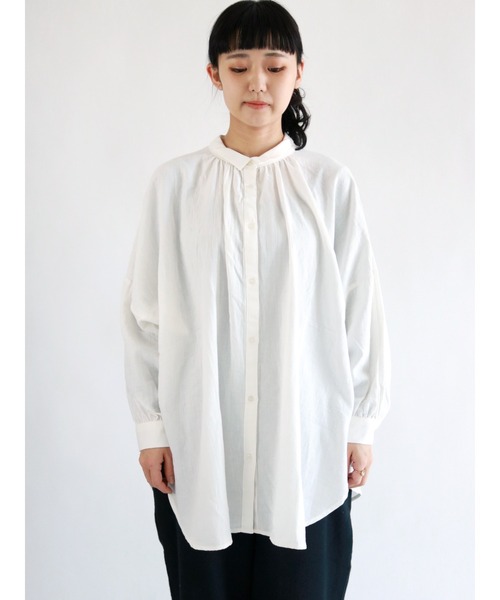 Samansa Mos2（サマンサ モスモス）の「チュニック（シャツ/ブラウス・レディース・オフホワイト/キナリ/ブラック・ﾌﾘ-）」の2枚目の写真