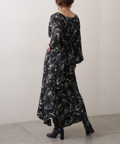 Chico（チコ）の「ラインフラワーイレヘムロングワンピース（ワンピース・レディース・ブラック/グリーン/アイボリー・FREE）」の18枚目の写真