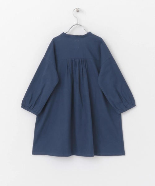 URBAN RESEARCH DOORS（アーバンリサーチドアーズ）の「スキッパーワイドワンピース(KIDS)（ワンピース・キッズ・チャコールグレー/ブルー・120/105/135）」の17枚目の写真