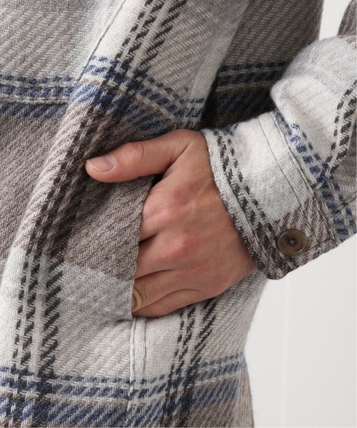 EDIFICE（エディフィス）の「フェザーライト チェック CPO ブルゾン（ブルゾン・メンズ・グレー・SMALL/MEDIUM/LARGE）」の10枚目の写真