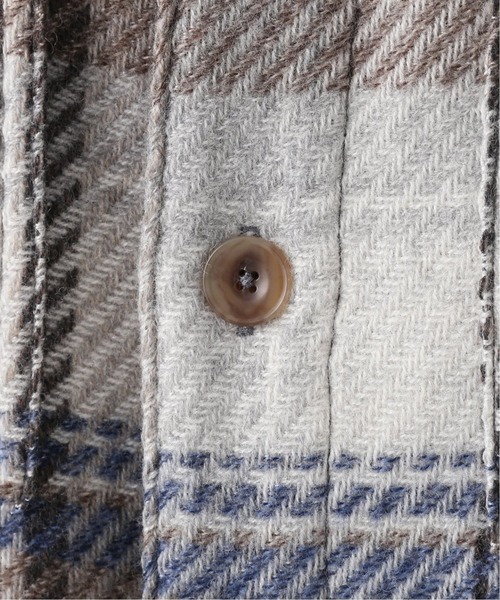 EDIFICE（エディフィス）の「フェザーライト チェック CPO ブルゾン（ブルゾン・メンズ・グレー・SMALL/MEDIUM/LARGE）」の12枚目の写真