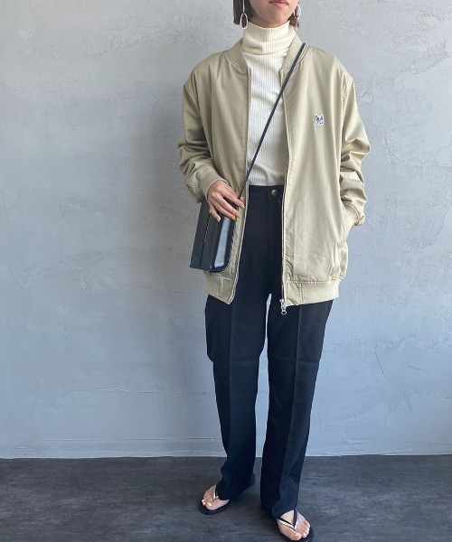 The Endless Summer（エンドレスサマー）の「[THE ENDLESS SUMMER/エンドレスサマー] 別注 ワンポイントBUHIワッペン バックプリントジャケット（ブルゾン・レディース・ブラック/ベージュ・M/L）」の18枚目の写真