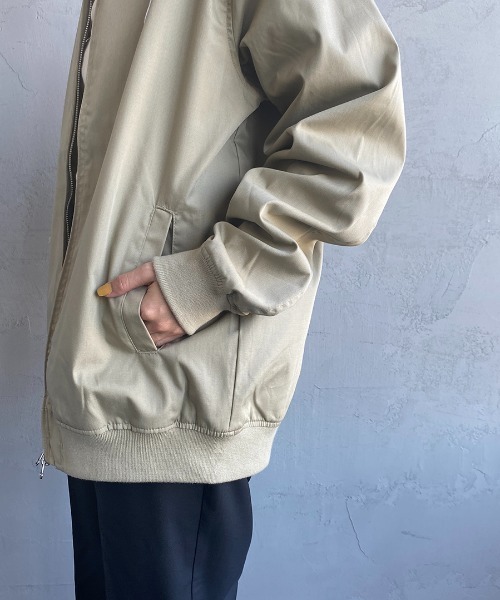 The Endless Summer（エンドレスサマー）の「[THE ENDLESS SUMMER/エンドレスサマー] 別注 ワンポイントBUHIワッペン バックプリントジャケット（ブルゾン・レディース・ブラック/ベージュ・M/L）」の16枚目の写真