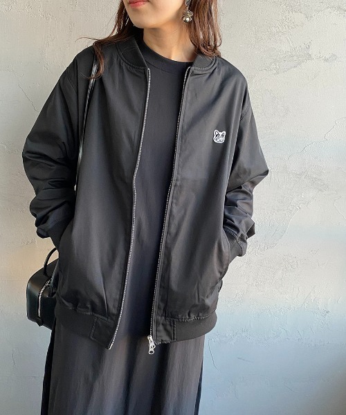 The Endless Summer（エンドレスサマー）の「[THE ENDLESS SUMMER/エンドレスサマー] 別注 ワンポイントBUHIワッペン バックプリントジャケット（ブルゾン・レディース・ブラック/ベージュ・M/L）」の19枚目の写真