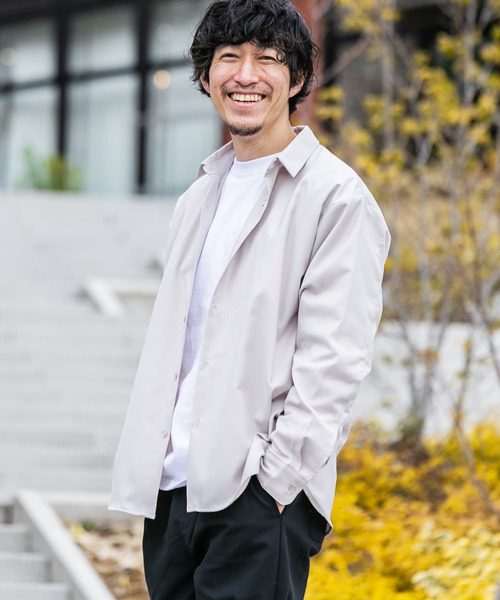 ITEMS URBANRESEARCH（アイテムズ アーバンリサーチ）の「TR レギュラーカラー長袖シャツ（シャツ/ブラウス・メンズ・ブラック/グレー/オフホワイト・MEDIUM/LARGE）」の5枚目の写真