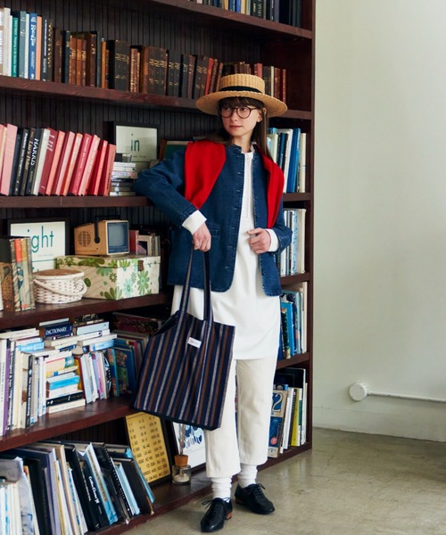 Libra Cue（リブラ キュー）の「”クラシックデニムジャケット”　　　　　　　　　　　　　　　　ラフになりすぎずほど良いカジュアルさが叶う、大人なデニムジャケット（デニムジャケット・レディース・ブルー・FREE）」の14枚目の写真