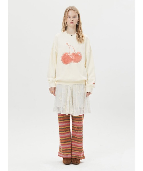 KIRSH(キルシー)の「A'GEM/9 × .kom『KIRSH/キルシー』BIG CHERRY SWEATSHIRT/ビッグチェリースウェットシャツ(スウェット・レディース・ブラック/ネイビー/グレー/アイボリー・FREE)」の8枚目の写真