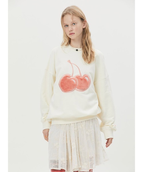 KIRSH(キルシー)の「A'GEM/9 × .kom『KIRSH/キルシー』BIG CHERRY SWEATSHIRT/ビッグチェリースウェットシャツ(スウェット・レディース・ブラック/ネイビー/グレー/アイボリー・FREE)」の12枚目の写真