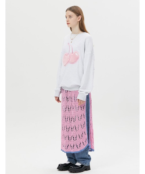 KIRSH(キルシー)の「A'GEM/9 × .kom『KIRSH/キルシー』BIG CHERRY SWEATSHIRT/ビッグチェリースウェットシャツ(スウェット・レディース・ブラック/ネイビー/グレー/アイボリー・FREE)」の20枚目の写真