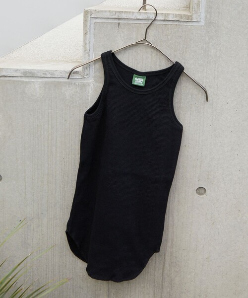 FREAK'S STORE(フリークスストア)の「▽【WEB限定】GREEN HILLS×FREAK'S STORE/グリーンヒルズ ボーダーワッフルタンクトップ(タンクトップ・レディース・ブラック/レッド/オフホワイト/ホワイト×グリーン/ホワイト×ブラック/ベージュ×ブラック・フリ-)」の4枚目の写真