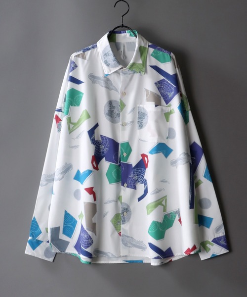 SITRY(シトリー)の「Oversize Drop shoulder Patterned shirt/オーバーサイズ ドロップショルダー 総柄 シャツ(シャツ/ブラウス・メンズ・ホワイト/ライトブルー/ブラック/ベージュ/オフホワイト/イエロー/ブルー/グリーン/ライトブラウン/ブラック系その他・M/L/XL)」の2枚目の写真