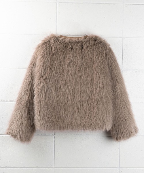 me+em select（ミームセレクト）の「フェイクファーショートジャケット