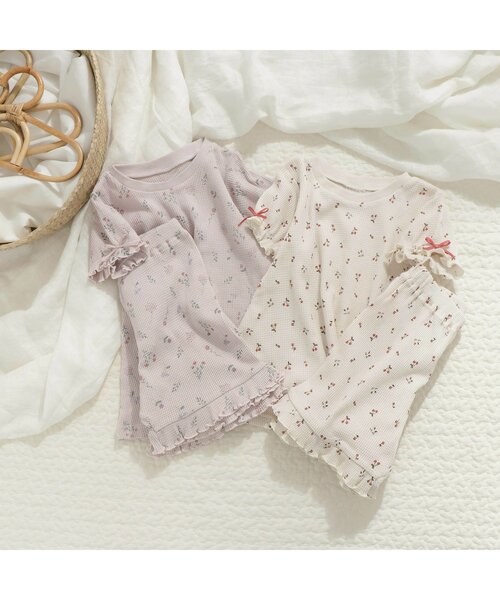 apres les cours(アプレレクール)の「ワッフルパジャマ 5分丈(ボタニカル柄・さくらんぼ柄)(ルームウェア/パジャマ・キッズ・キナリ/アイボリー/ラベンダー/ピンク・100/80/90/110/120/130)」の16枚目の写真