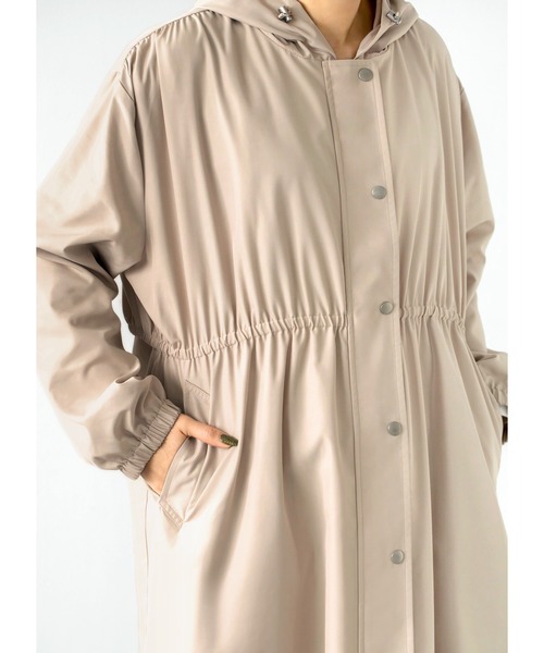 STYLE DELI（スタイルデリ）の「晴雨兼用フード付きレインコート（その他アウター・レディース・スミクロ/ベージュ系その他・FREE）」の10枚目の写真