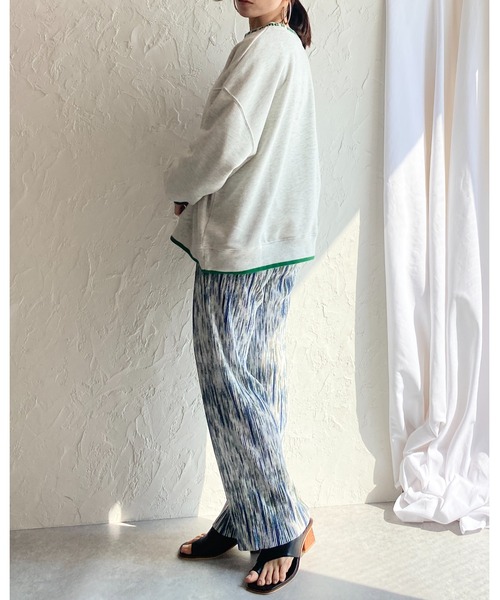 She's Closet（シーズクローゼット）の「裏毛ビッグシルエット襟ロゴプリント配色長袖プルオーバースウェット（スウェット・レディース・ブラック/アイボリー/ミント/オートミール・FREE）」の13枚目の写真