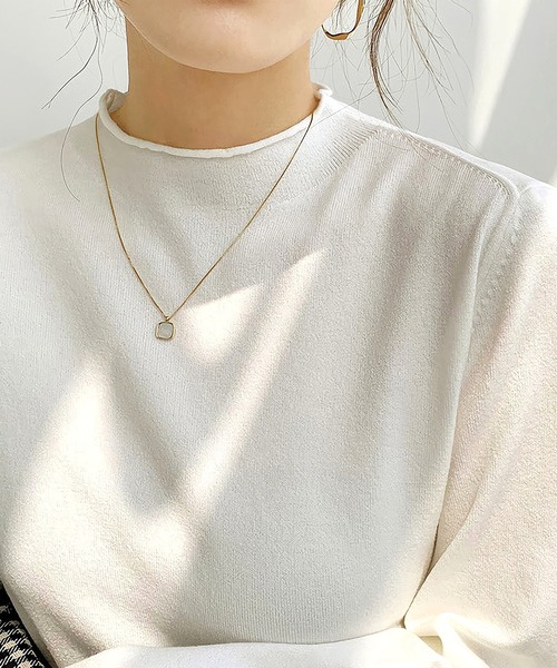 Dita(ディータ)の「【手触りやわらか】スノータッチハーフネックニットトップス(ニット/セーター・レディース・ホワイト/ライトグレー/ブラック/ベージュ/オリーブ/ブルー/ライラック/レモンイエロー・M/L)」の20枚目の写真
