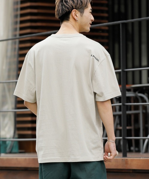 KANGOL(カンゴール)の「KANGOL × A.S.M コラボ 16/- USAコットン オーバーサイズ ロゴ 刺繍 半袖 Tシャツ(Tシャツ/カットソー・メンズ・サックスブルー/ブラック/ブラック系その他/ベージュ/スモークピンク/ホワイト/グレイッシュベージュ/ブラック×ホワイト/ホワイト×ブラック・48/50/52)」の17枚目の写真
