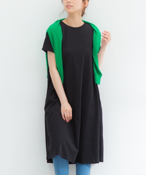 Honeys（ハニーズ）の「ＡラインＴシャツワンピ（ワンピース・レディース・ブラック/ダークグリーン/レッド系その他/スミクロ/ライトベージュ・LL/M/L）」の7枚目の写真