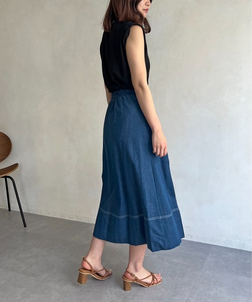 prose verse（プロズヴェール）の「プリーツ切り替えデニムスカート（デニムスカート・レディース・ネイビー/ブルー・MEDIUM）」の11枚目の写真