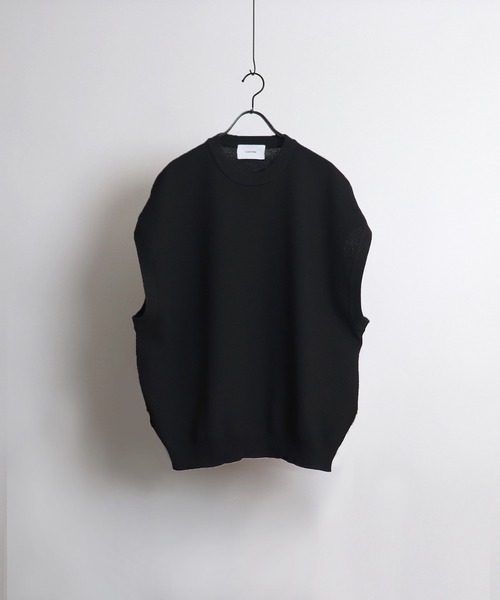 Confirm(コンファーム)の「25SS オーバーニットベスト【Confirm】(ベスト・メンズ・ライトグレー/ブラック/イエロー/グリーン/グレイッシュベージュ・M/L)」の6枚目の写真