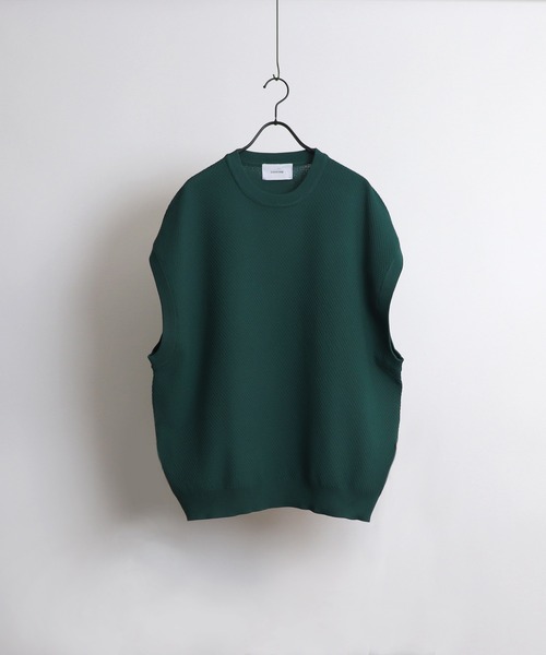 Confirm(コンファーム)の「25SS オーバーニットベスト【Confirm】(ベスト・メンズ・ライトグレー/ブラック/イエロー/グリーン/グレイッシュベージュ・M/L)」の9枚目の写真