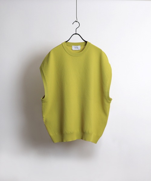 Confirm(コンファーム)の「25SS オーバーニットベスト【Confirm】(ベスト・メンズ・ライトグレー/ブラック/イエロー/グリーン/グレイッシュベージュ・M/L)」の10枚目の写真