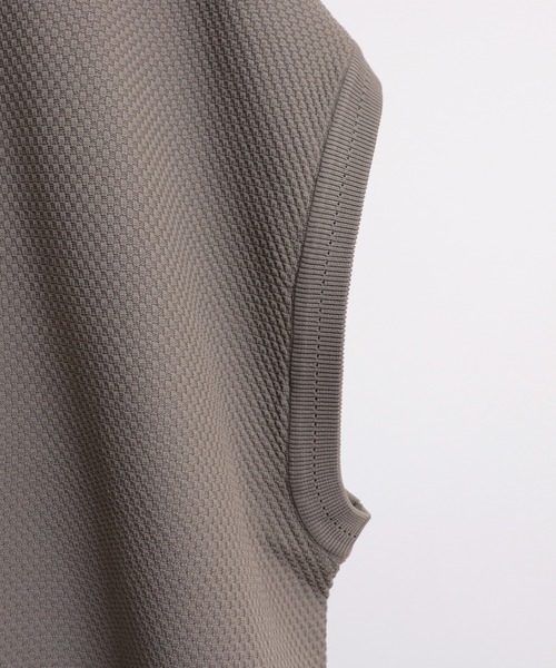 Confirm(コンファーム)の「25SS オーバーニットベスト【Confirm】(ベスト・メンズ・ライトグレー/ブラック/イエロー/グリーン/グレイッシュベージュ・M/L)」の12枚目の写真