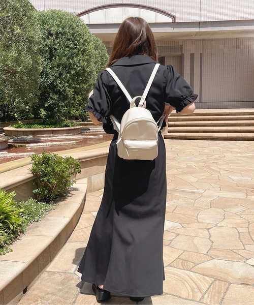 【9/27まであーちゃん】アップルレザー ホワイトリュック apres jour（アプレジュール）の「フェイクレザーリュック【ZOZOTOWN