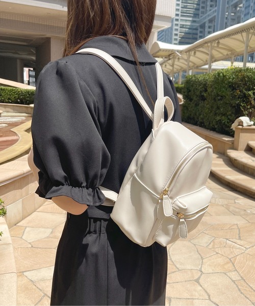 apres jour（アプレジュール）の「フェイクレザーリュック【ZOZOTOWN限定アイテム】（バックパック/リュック・レディース・ブラック/アイボリー/オフホワイト・FREE）」の8枚目の写真