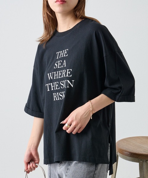 COLONY 2139（コロニートゥーワンスリーナイン）の「20/-OE天竺グラフィックＴ2（Tシャツ/カットソー・レディース・ホワイト系その他2/ホワイト系その他/ホワイト系その他3/ホワイト/ブラック/ブラック系その他3/ブラック系その他2・FREE）」の7枚目の写真