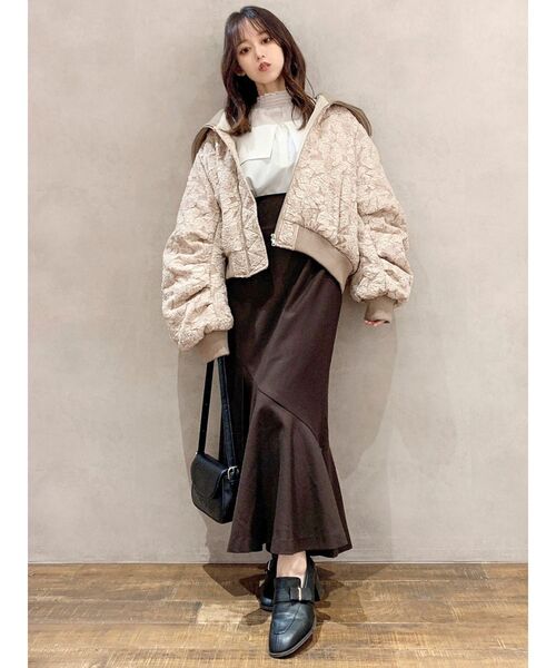 dazzlin（ダズリン）の「イレヘムナローフレアスカート（スカート・レディース・グリーン/ブラウン/ベージュ/その他1・SMALL/MEDIUM/LARGE）」の10枚目の写真