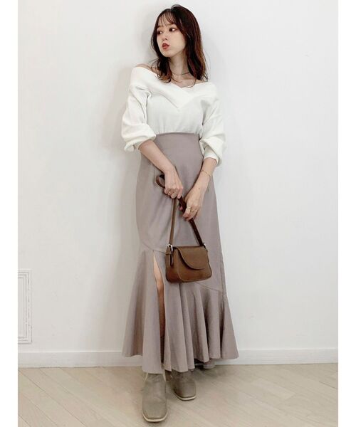 dazzlin（ダズリン）の「イレヘムナローフレアスカート（スカート・レディース・グリーン/ブラウン/ベージュ/その他1・SMALL/MEDIUM/LARGE）」の17枚目の写真