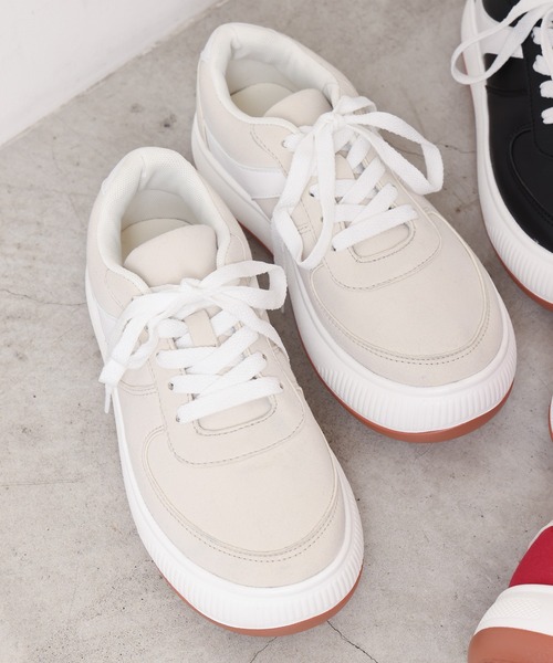 WEGO(ウィゴー)の「WEGO/ローテクスニーカー(スニーカー・レディース・ブラック/レッド/オフホワイト・MEDIUM/LARGE)」の2枚目の写真