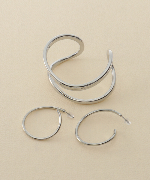 SLOBE IENA(スローブイエナ)の「SLOBE IENA フープピアスバングルセット(ピアス(両耳用)・レディース・シルバー/ゴールド・FREE)」の2枚目の写真