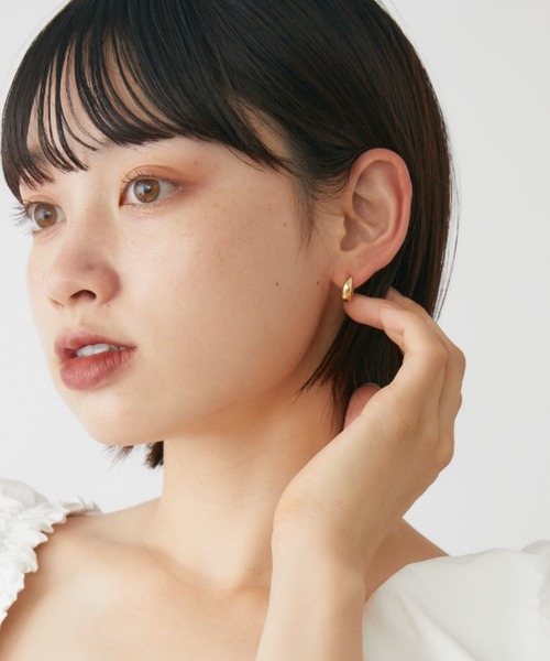 mebole(メボレ)の「ミニマムフープピアス(ピアス(両耳用)・レディース・シルバー/ゴールド・FREE)」の14枚目の写真