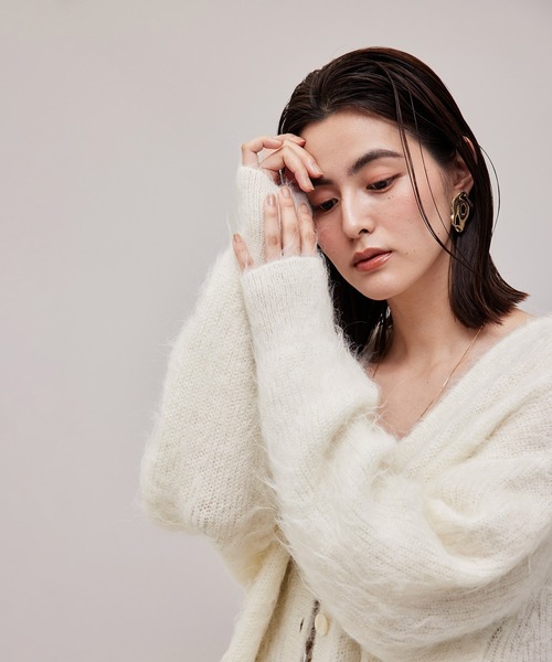 ROPE'(ロペ)の「【WEB限定】アルパカシャギーミドル丈カーディガン(カーディガン/ボレロ・レディース・ライトグレー/オフホワイト/ピンク・38)」の10枚目の写真