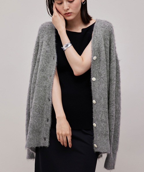 ROPE'(ロペ)の「【WEB限定】アルパカシャギーミドル丈カーディガン(カーディガン/ボレロ・レディース・ライトグレー/オフホワイト/ピンク・38)」の21枚目の写真