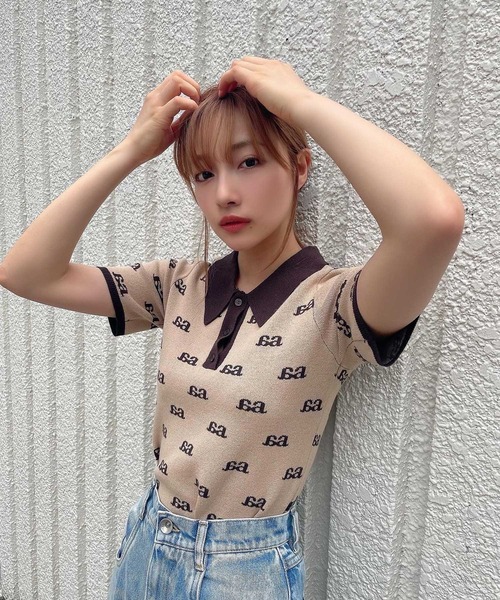 ANDGEEBEE(アンジービー)の「モノグラムポロニット(ニット/セーター・レディース・ベージュ/ブラウン・MEDIUM)」の15枚目の写真