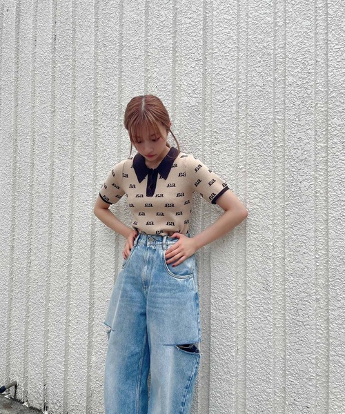 ANDGEEBEE(アンジービー)の「モノグラムポロニット(ニット/セーター・レディース・ベージュ/ブラウン・MEDIUM)」の13枚目の写真